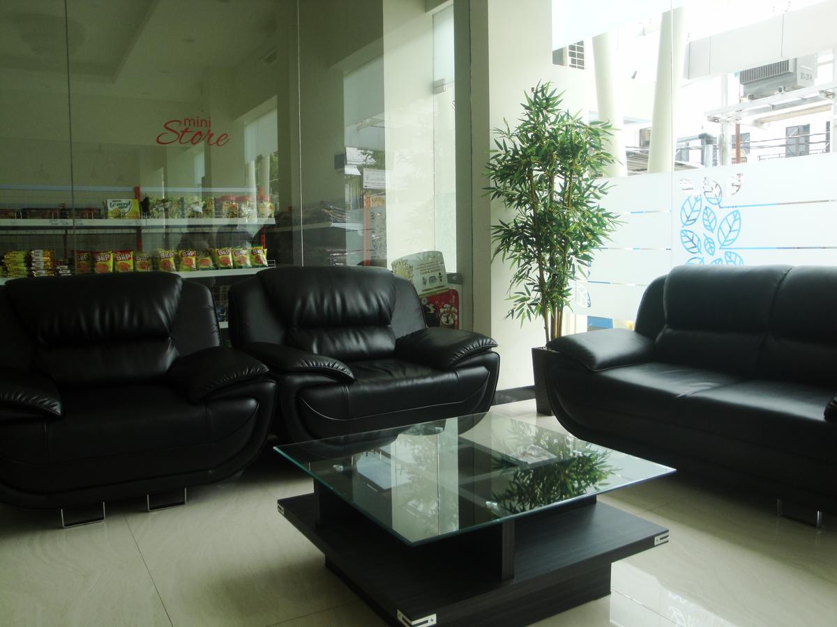 Bella Vita Hotel Kupang  Extérieur photo