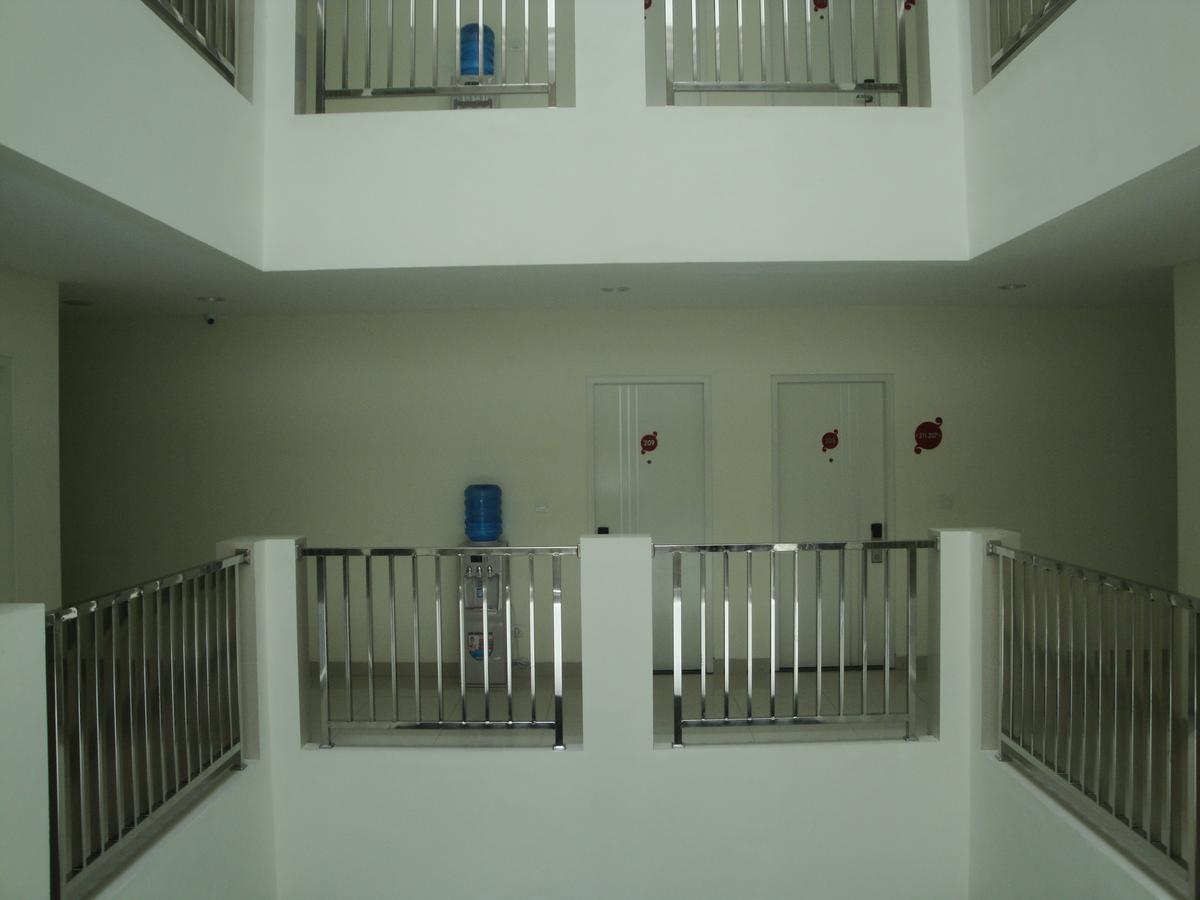 Bella Vita Hotel Kupang  Extérieur photo