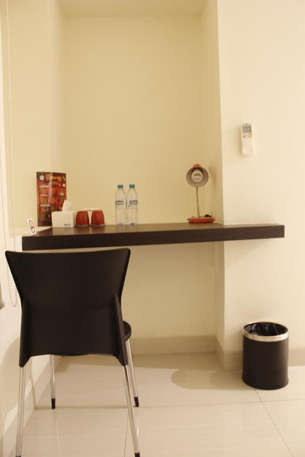 Bella Vita Hotel Kupang  Extérieur photo